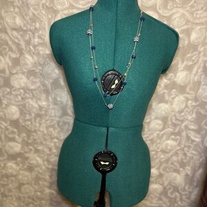 Chic Blue and Black Beaded Necklace